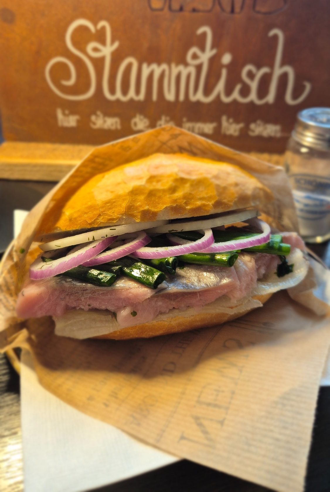 fischbrötchen-bergen-auf-ruegen Frisch belegte Fischbrötchen in Bergen auf Rügen